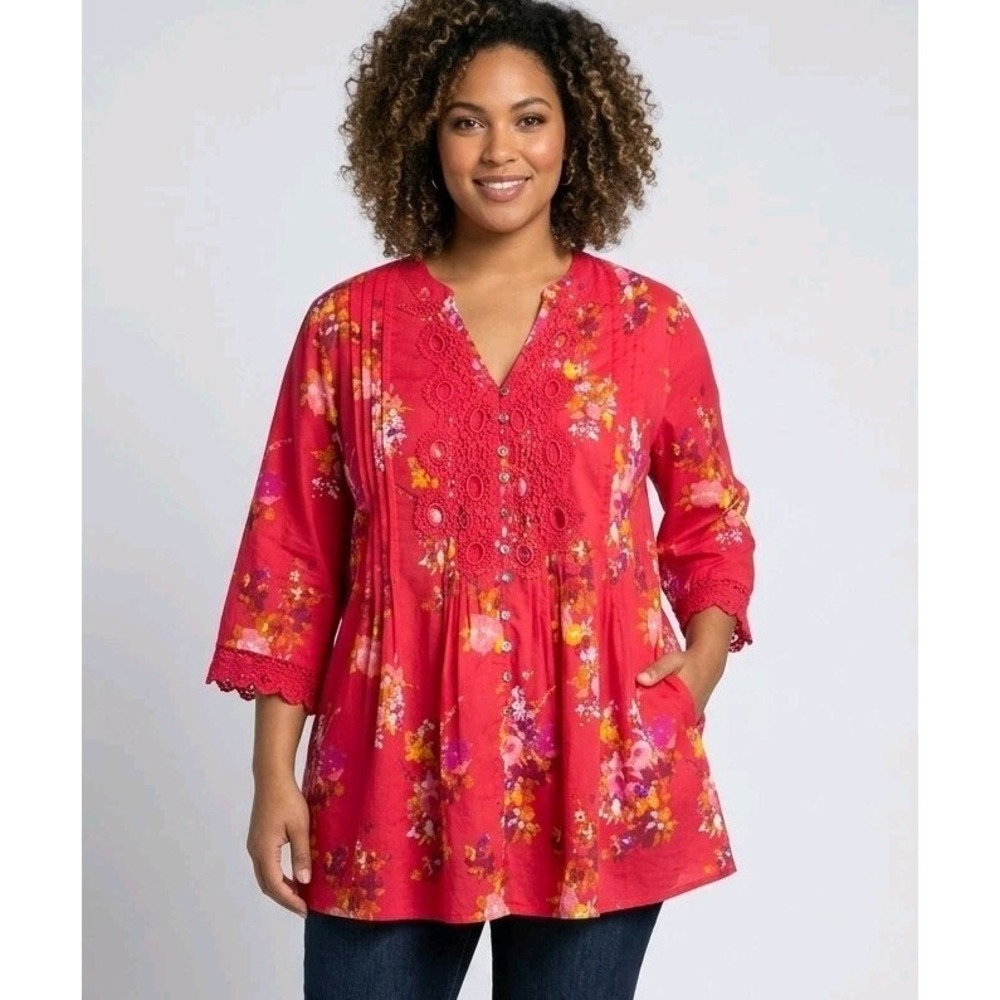 ROAMANS Coral Pink Floral Pintuck Tunic Top Plus 24W Crochet Lace V-Neck 3/4